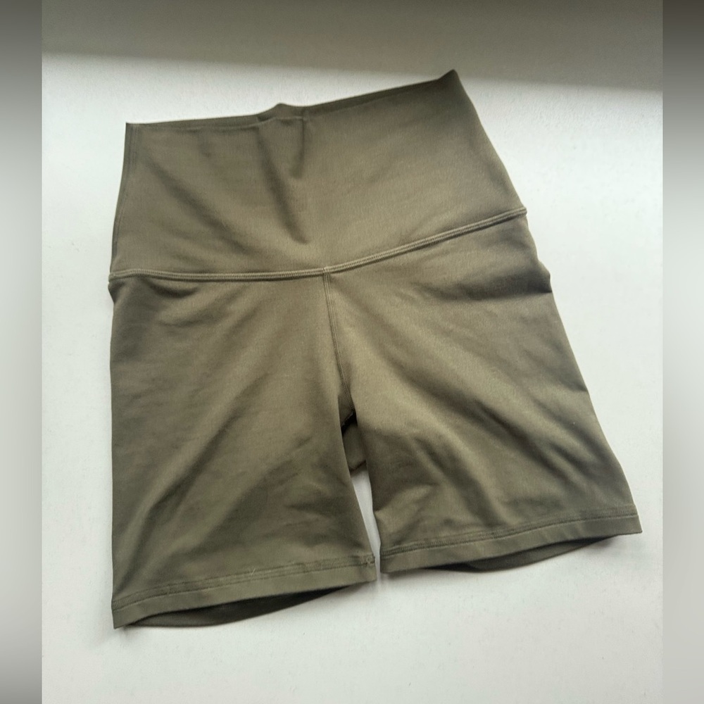 SET ACTIVE Athletic Shorts In‎ Hunter Green Size Small